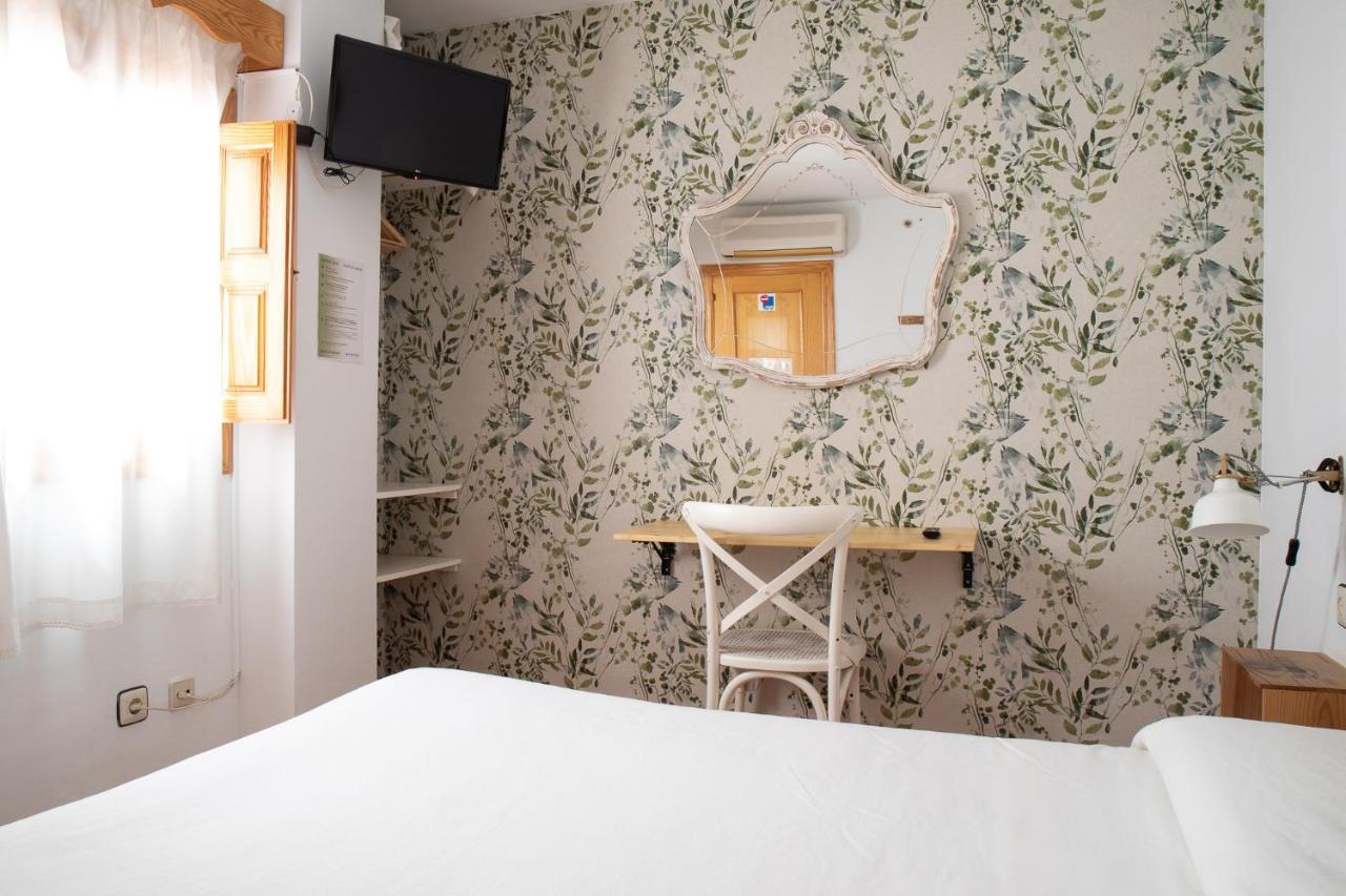Hostal El Pozo チュリリャ エクステリア 写真