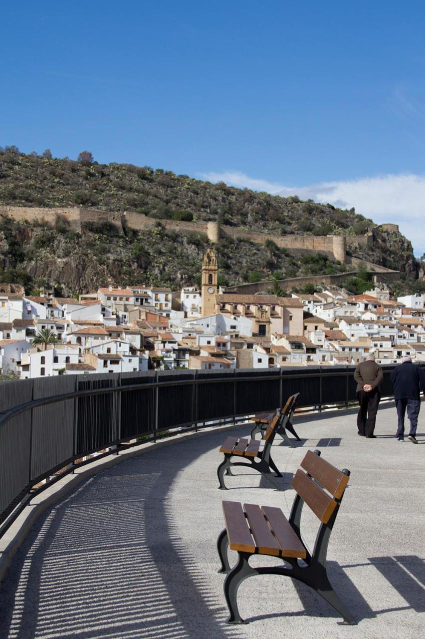 Hostal El Pozo チュリリャ エクステリア 写真
