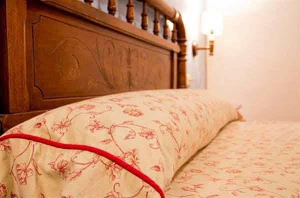 Hostal El Pozo チュリリャ エクステリア 写真